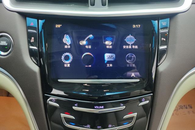 Cadillac XTS 2017 — фото 11