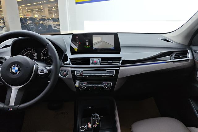 BMW X1 2022 — фото 14