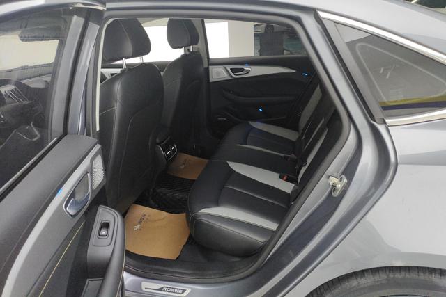 Roewe i6 MAX 2020 — фото 16