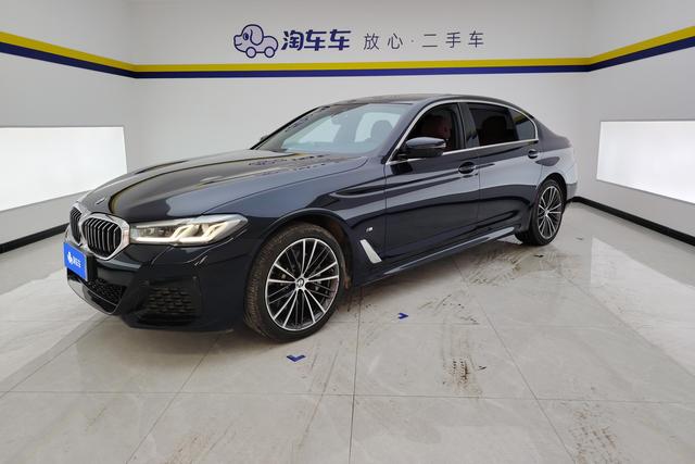 BMW 5 Series 2021 — фото 1