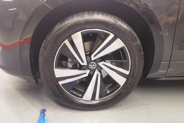 Volkswagen Tavendor 2023 380 TSI 4 WDR-Line — фото 10