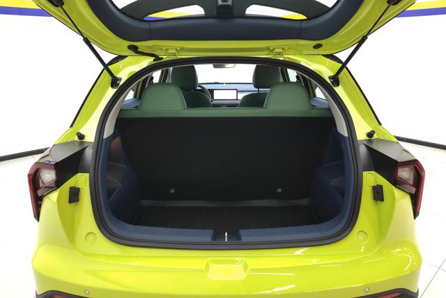 Geely Geometry E Firefly 2023 — фото 17