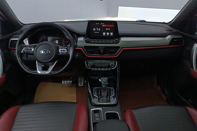KIA Sportage 2019 — фото 12