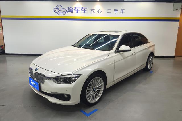 BMW 3 Series 2018 — фото 1
