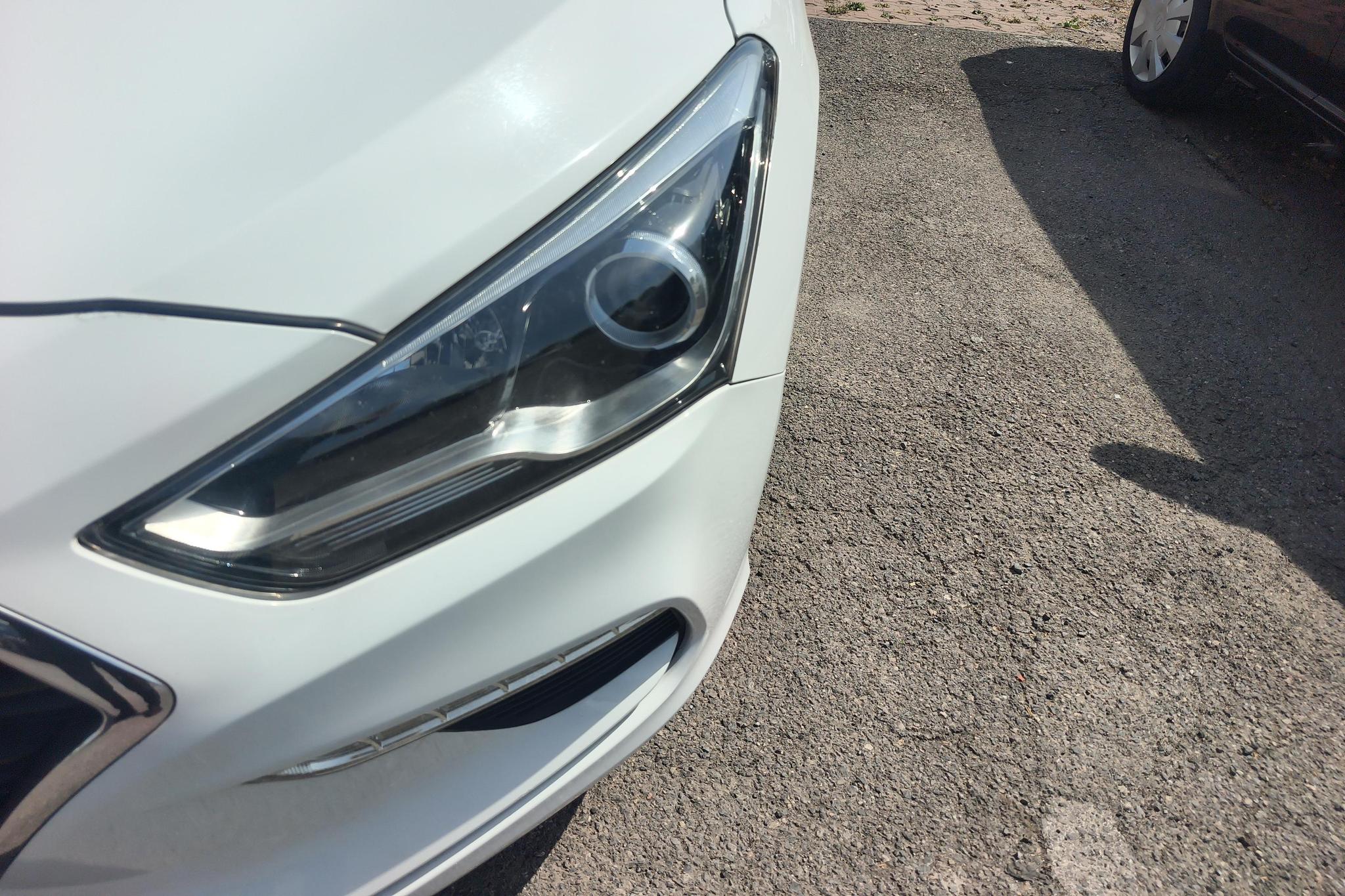 Hyundai Mistra 2017 1.6T AT GLS V