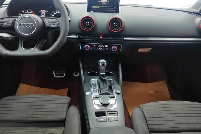 Audi A3 id 3804082 из Китая 8