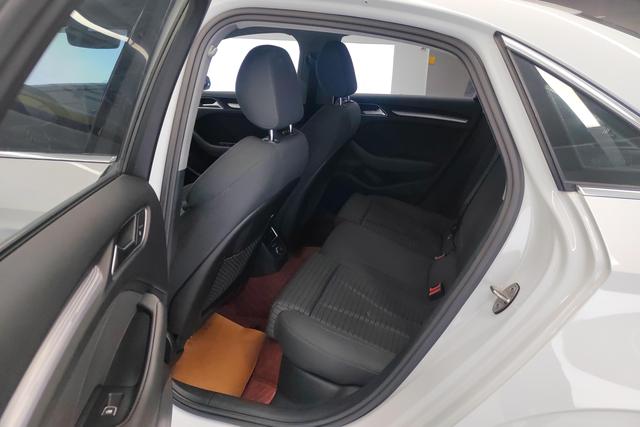 Audi A3 id 3804082 из Китая 17