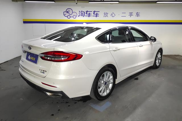 Ford Mondeo 2020 — фото 3