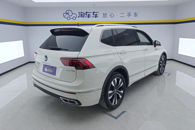 Volkswagen Tiguan L 2022 — фото 3