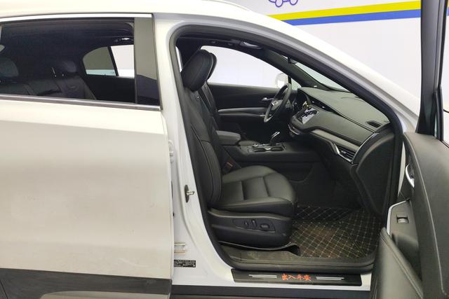 Cadillac XT4 2021 Белый из Китая, фото 4