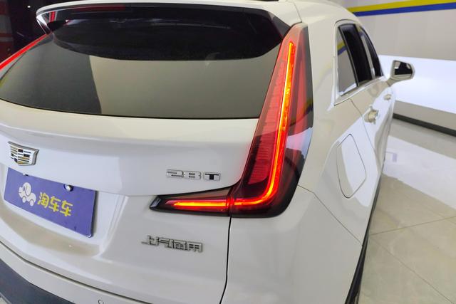 Cadillac XT4 id 3810424 из Китая 14