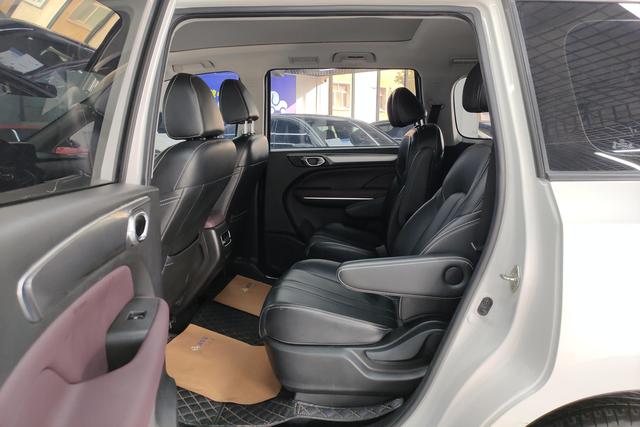 Gac Trumpchi Trumpchi M6 2024 — фото 15