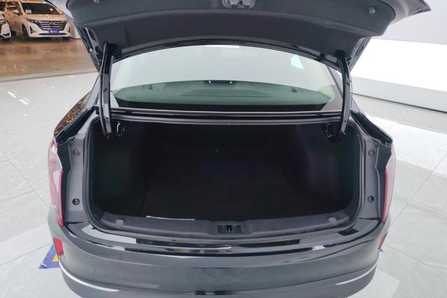 Red flag E-QM5 id 3840600 из Китая 17