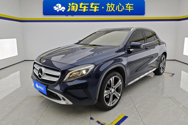 Mercedes Benz GLA 2015 — фото 1