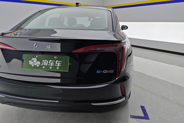 Red flag E-QM5 2024 Черный из Китая, фото 3