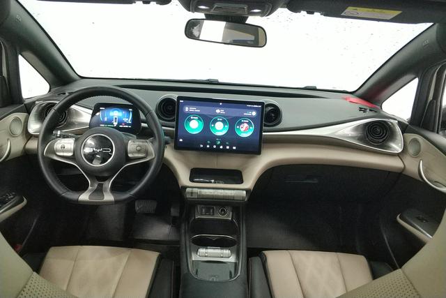 BYD Dolphin 2023 — фото 13