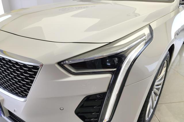 Cadillac CT6 2022 — фото 5