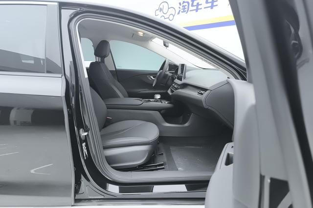 Red flag E-QM5 id 3810421 из Китая 7