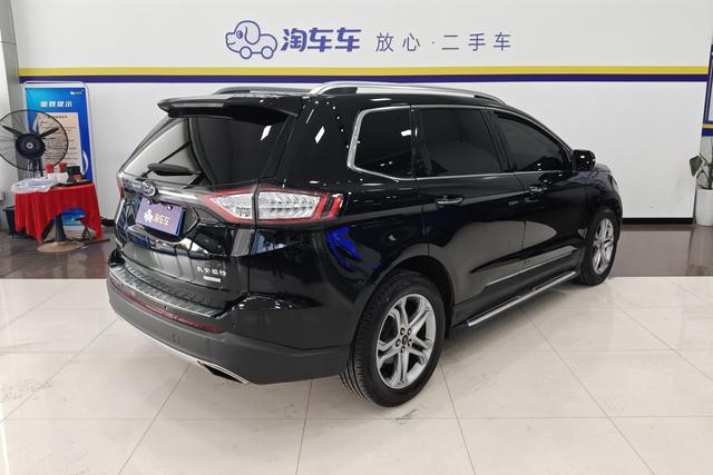Ford Edge 2018 Eco Boost 245 2 WD 7 V — фото 3