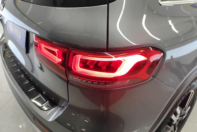 Mercedes-Benz GLB 2021 Темно-серый из Китая, фото 3