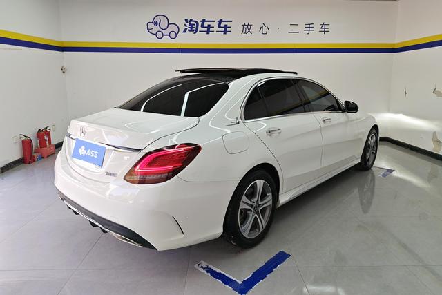 Mercedes Benz C-Class 2020 — фото 3