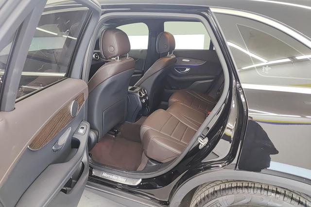 Mercedes-Benz GLC 2022 GLC 260 L 4 MATIC Luxury — фото 15