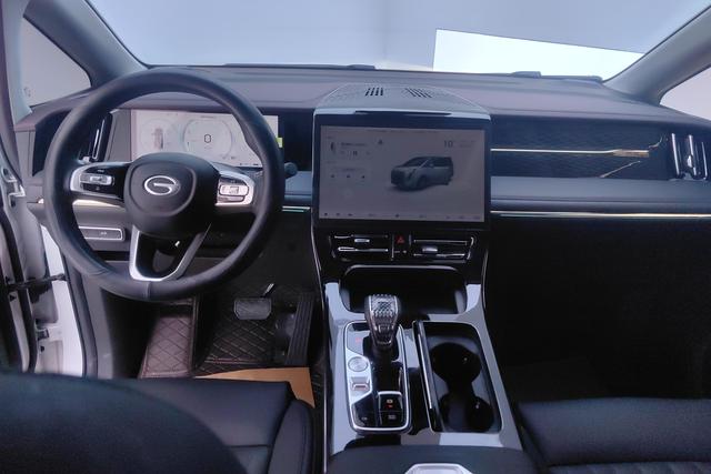 Trumpchi M8 2024 2.0 TGDI — фото 13