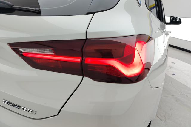 BMW X2 2022 — фото 5
