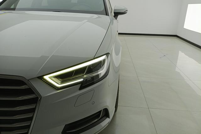 Audi A3 2018 — фото 4