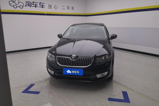Skoda Sharp and Clear 2015 — фото 2