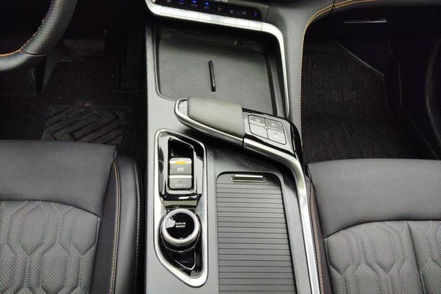 Chang'an UNI-T 2022 Черный из Китая, фото 5