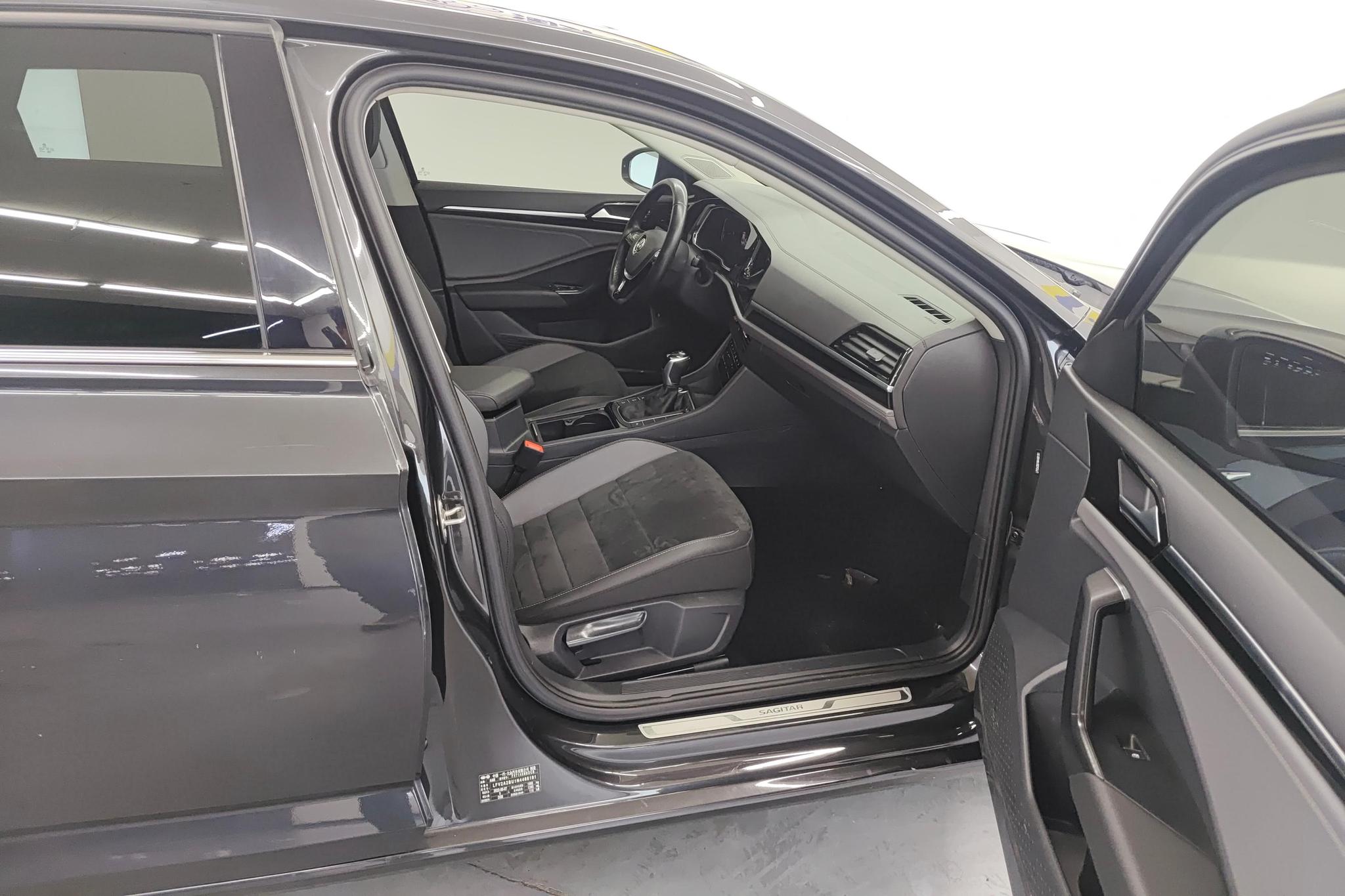 Volkswagen Sagitar 2022 280TSI DSG