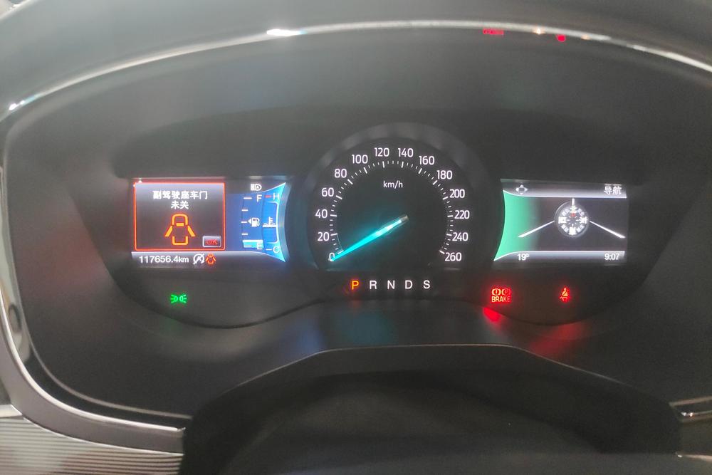 Ford Taurus, фото 13