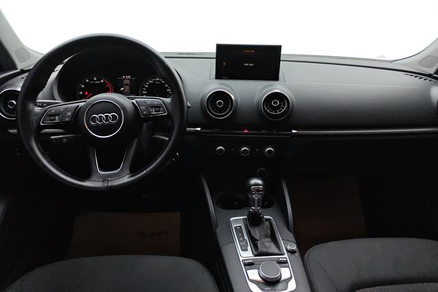 Audi A3 2020 — фото 11