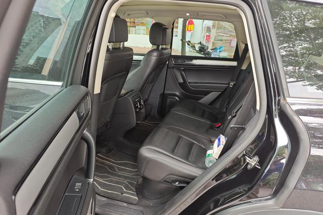 Volkswagen Touareg id 3782236 из Китая 7