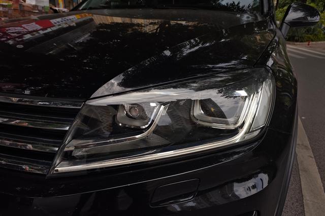 Volkswagen Touareg id 3782236 из Китая 12