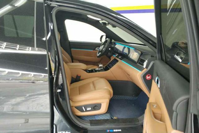 Ideal car Ideal ONE 2022 Темно-серый из Китая, фото 5