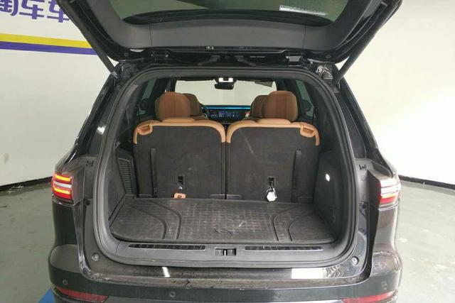 Ideal car Ideal ONE 2022 Темно-серый из Китая, фото 6