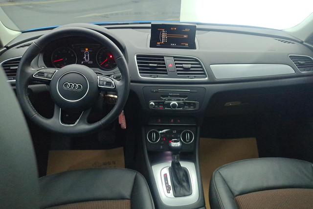 Audi Q3 2018 — фото 12