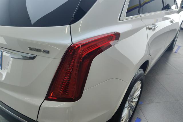 Cadillac XT5 id 3810379 из Китая 16