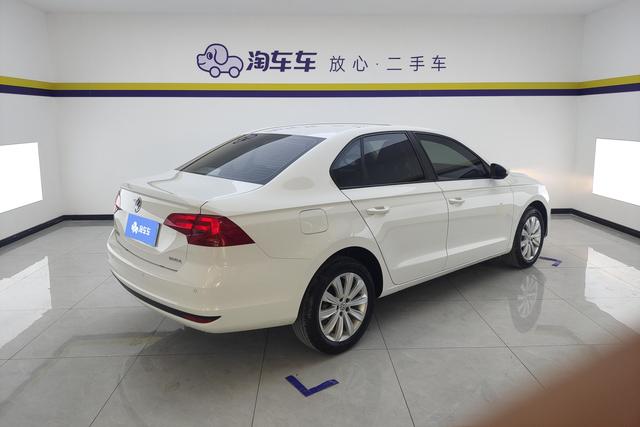 Volkswagen Bora 2021 Белый из Китая, фото 2