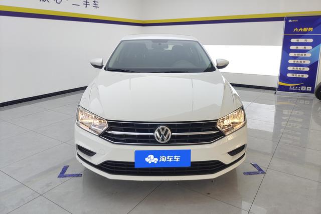 Volkswagen Bora 2021 Белый из Китая, фото 3