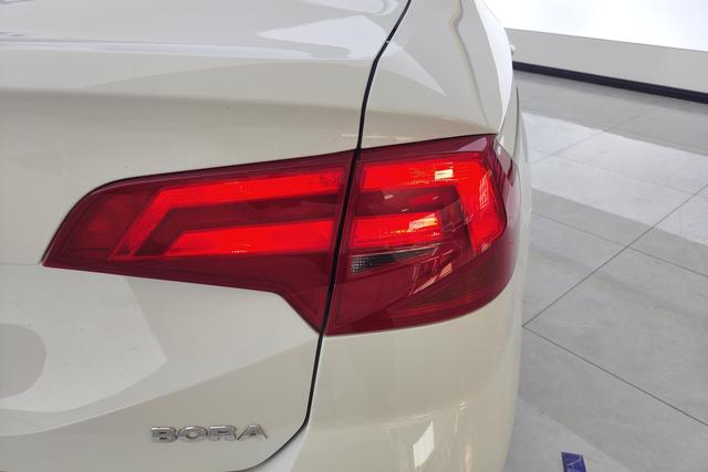 Volkswagen Bora 2021 Белый из Китая, фото 4