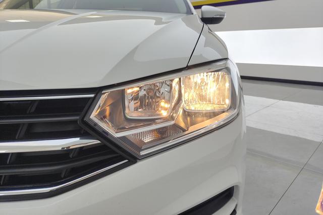 Volkswagen Bora 2021 Белый из Китая, фото 5