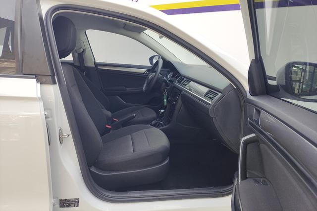 Volkswagen Bora id 3804528 из Китая 7