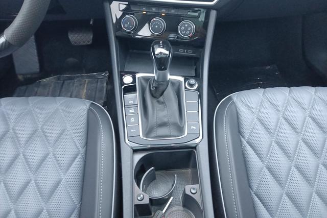 Volkswagen Sagitar 2023 Белый из Китая, фото 3