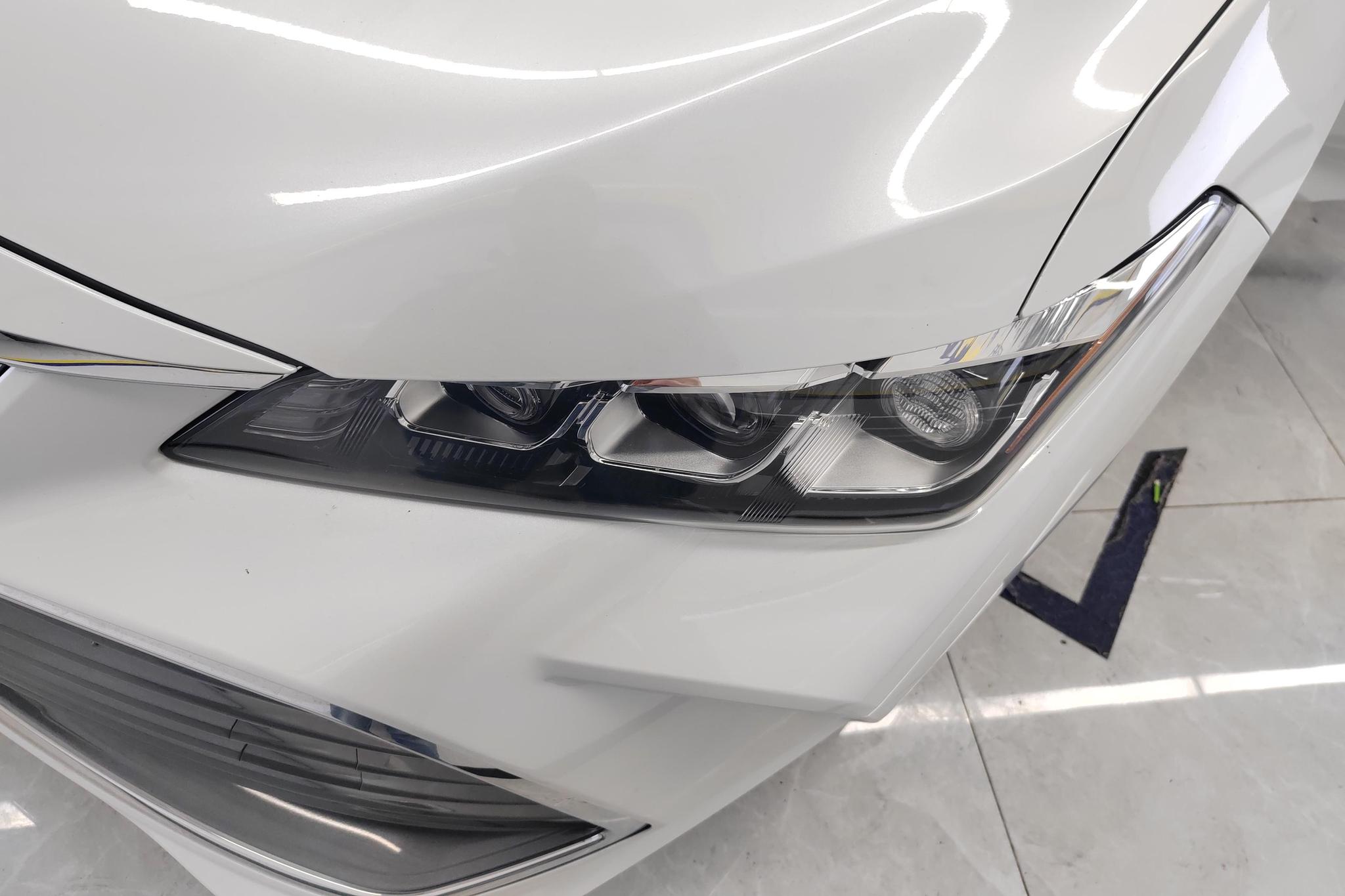 Toyota Avalon 2019 2.0L VI