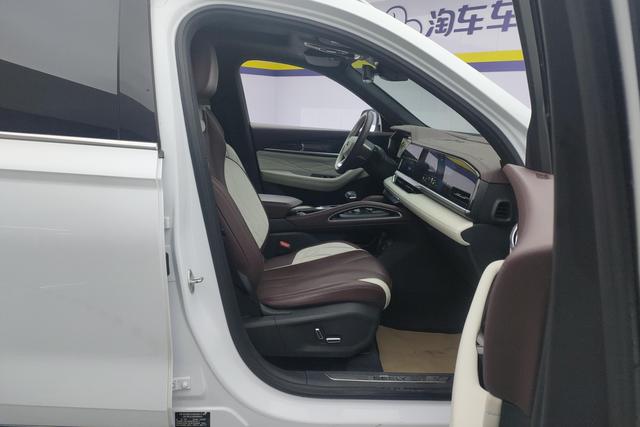 Geely Automobile Xingyue L 2022 Белый из Китая, фото 5