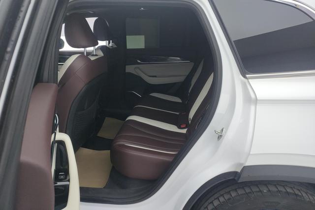 Geely Automobile Xingyue L 2022 Белый из Китая, фото 6