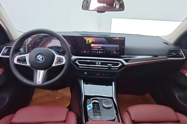 BMW i3 2023 — фото 13